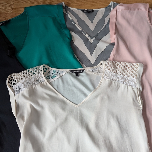 Bundle of five silk blouses - Picture 6 of 7
